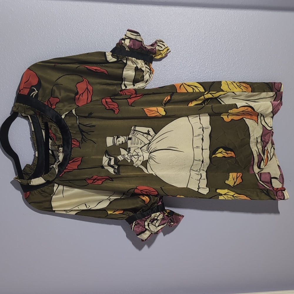Voom Graphic Victorian Print Silk Tunic